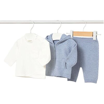 Mayoral Ensemble bébé 3 pièces : veste, t-shirt à manches longues et pantalon bleu clair 56 - Publicité Mayoral Ensemble bébé 3 pièces : veste, t-shirt à manches longues et pantalon bleu clair 56 - Publicité