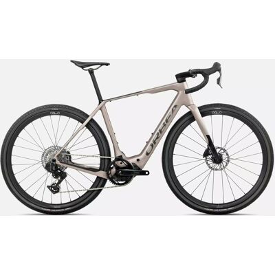 Vélos de route Orbea 2026 Vélo gravel électrique Orbea Denna M31e 2026 Nickel - Carbon,Taille S - Publicité Vélos de route Orbea 2026 Vélo gravel électrique Orbea Denna M31e 2026 Nickel - Carbon,Taille S - Publicité