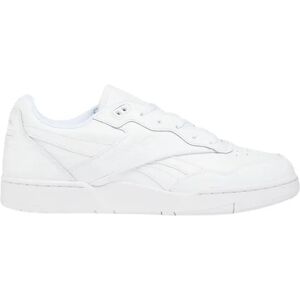 Baskets Reebok BB 4000 II Blanc 39 - Publicité Baskets Reebok BB 4000 II Blanc 39 - Publicité