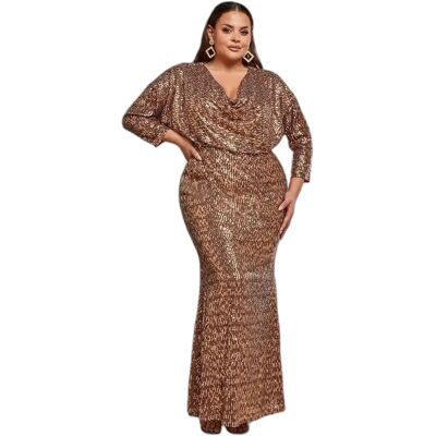 Robe moulante à col bénitier à paillettes femme Goddiva Bronze 50 - Publicité Robe moulante à col bénitier à paillettes femme Goddiva Bronze 50 - Publicité
