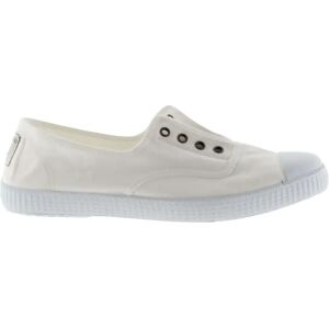 Baskets femme sans lacets Victoria 1915 anglaise toile lavée Blanc 41 - Publicité Baskets femme sans lacets Victoria 1915 anglaise toile lavée Blanc 41 - Publicité