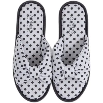 Pantoufles femme Admas Classic Elegant Dots Gris 40/41 - Publicité Pantoufles femme Admas Classic Elegant Dots Gris 40/41 - Publicité