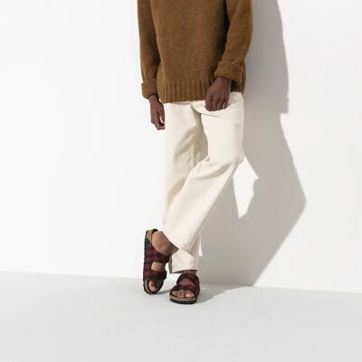 Sandales Birkenstock Arizona Shearling Rouge 42 - Publicité Sandales Birkenstock Arizona Shearling Rouge 42 - Publicité