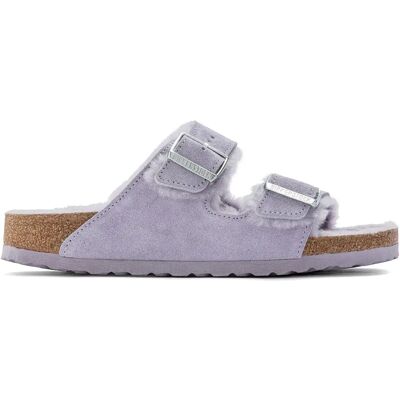 Sandales cuir suède et peau lainée femme Birkenstock Arizona Violet 41 - Publicité Sandales cuir suède et peau lainée femme Birkenstock Arizona Violet 41 - Publicité