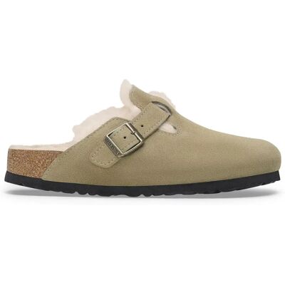 Sandales en cuir suédé et fourrure regular fit Birkenstock Boston Shearling Beige 36 - Publicité Sandales en cuir suédé et fourrure regular fit Birkenstock Boston Shearling Beige 36 - Publicité