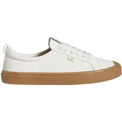 Baskets Cariuma Oca Low Off-White - Sneakers - Publicité Baskets Cariuma Oca Low Off-White - Sneakers - Publicité