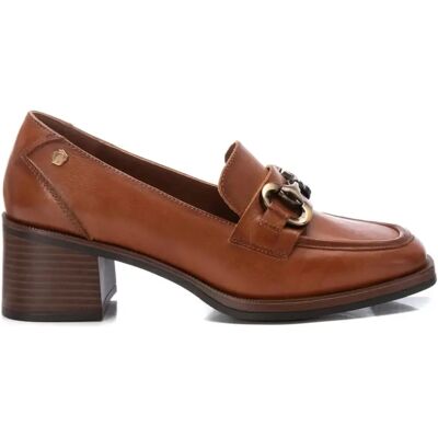 Mocassins motif pantoufle en cuir femme Carmela Marron 40 - Publicité Mocassins motif pantoufle en cuir femme Carmela Marron 40 - Publicité