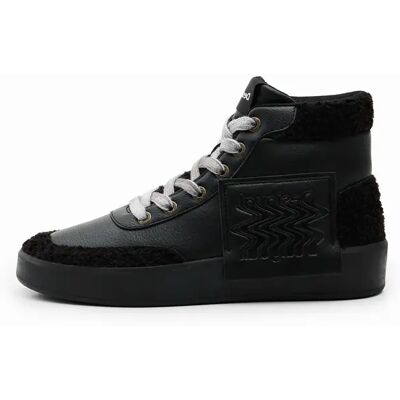Baskets femme Desigual Fancy Patch Noir 36 - Publicité Baskets femme Desigual Fancy Patch Noir 36 - Publicité