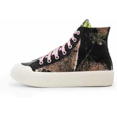 Baskets femme Desigual Crush Fake Rose 39 - Publicité Baskets femme Desigual Crush Fake Rose 39 - Publicité