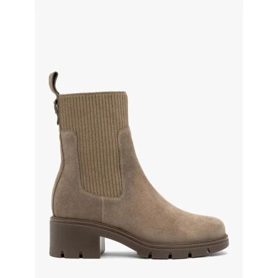 Bottines chelsea en daim femme Ryłko Samanta Marron 36 - Publicité Bottines chelsea en daim femme Ryłko Samanta Marron 36 - Publicité