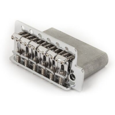 Fender Vintage-Style Standard Strat/Tele Tremolo Assembly Chrome - Publicité Fender Vintage-Style Standard Strat/Tele Tremolo Assembly Chrome - Publicité