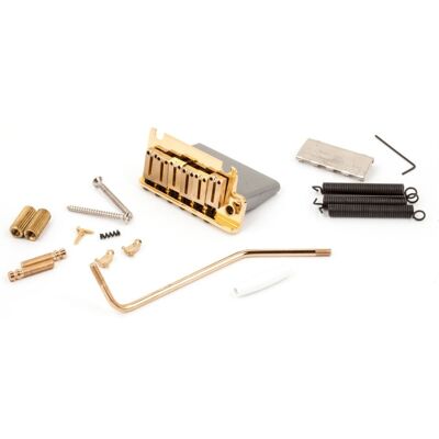 Fender American Series Stratocaster (86-07) Tremolo Bridge Assembly (Gold) - Publicité Fender American Series Stratocaster (86-07) Tremolo Bridge Assembly (Gold) - Publicité