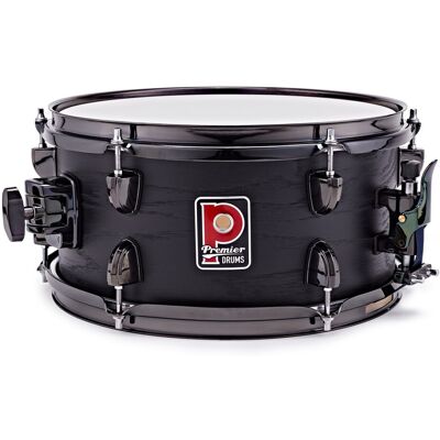 Premier Artist 12" x 6" Birch Snare Drum Stealth Black - Publicité Premier Artist 12" x 6" Birch Snare Drum Stealth Black - Publicité