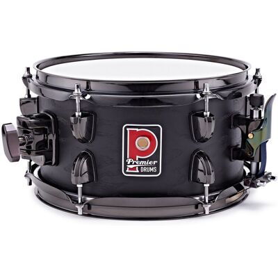 Premier Artist 10" x 5.5" Birch Snare Drum Stealth Black - Publicité Premier Artist 10" x 5.5" Birch Snare Drum Stealth Black - Publicité