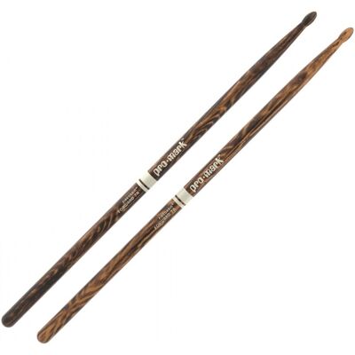 Promark Classic Forward FireGrain 7A Wood Tip Drumsticks - Publicité Promark Classic Forward FireGrain 7A Wood Tip Drumsticks - Publicité