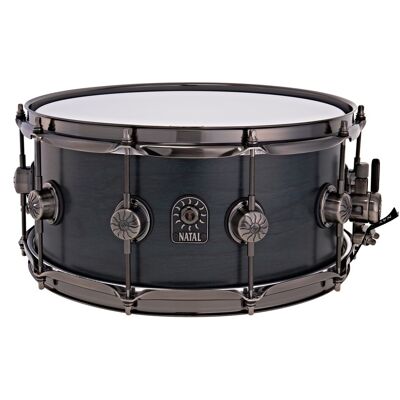 Natal Originals Walnut 14 x 6.5" Snare Drum Cerulean Blue - Publicité Natal Originals Walnut 14 x 6.5" Snare Drum Cerulean Blue - Publicité
