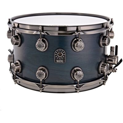 Natal Originals Walnut 14 x 8" Snare Drum Cerulean Blue - Publicité Natal Originals Walnut 14 x 8" Snare Drum Cerulean Blue - Publicité