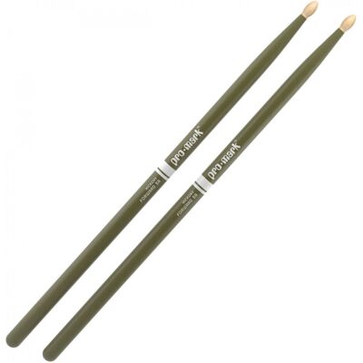 Promark Classic Forward 5A Hickory Drumsticks Green - Publicité Promark Classic Forward 5A Hickory Drumsticks Green - Publicité