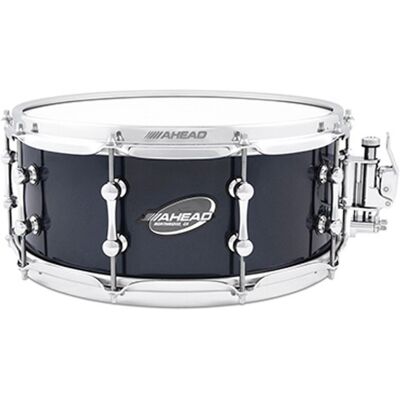 Ahead 14" x 6" Steam Bent Maple Snare Gun Metal Lacquer - Publicité Ahead 14" x 6" Steam Bent Maple Snare Gun Metal Lacquer - Publicité