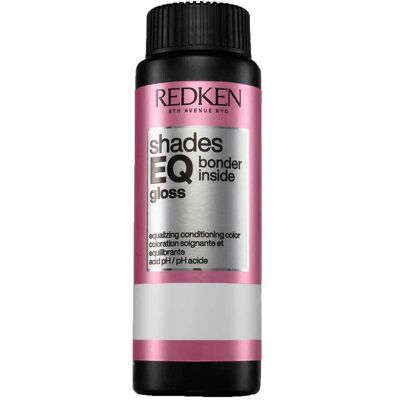 Redken Shades EQ Bonder Inside Coloration capillaire demi-permanent - en 06CR Sunset, 60ml - Publicité Redken Shades EQ Bonder Inside Coloration capillaire demi-permanent - en 06CR Sunset, 60ml - Publicité