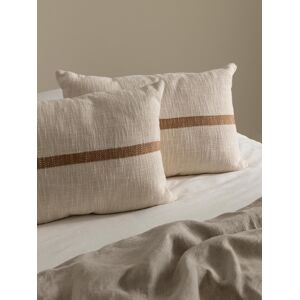 Eda ensemble 2 coussins marron - Kenay Home - Publicité Eda ensemble 2 coussins marron - Kenay Home - Publicité