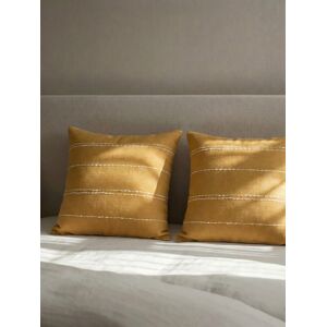 Sia ensemble 2 coussins camel - Kenay Home - Publicité Sia ensemble 2 coussins camel - Kenay Home - Publicité