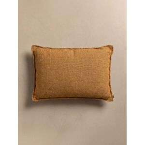 Lisse coussin camel - Kenay Home - Publicité Lisse coussin camel - Kenay Home - Publicité