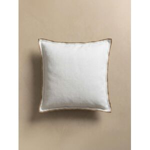 Pure coussin blanc - Kenay Home - Publicité Pure coussin blanc - Kenay Home - Publicité