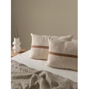 Eda coussin marron - Kenay Home - Publicité Eda coussin marron - Kenay Home - Publicité