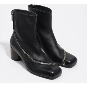 BIMBA Y LOLA Bottine cuir noir fermeture zippée 35 - Publicité BIMBA Y LOLA Bottine cuir noir fermeture zippée 35 - Publicité