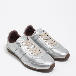 BIMBA Y LOLA Basket 13 29 cuir argenté 35 - Publicité BIMBA Y LOLA Basket 13 29 cuir argenté 35 - Publicité