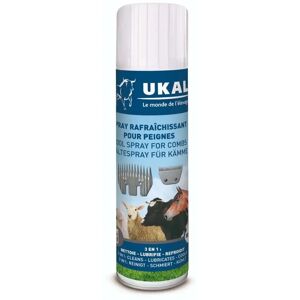 Spray rafraichissant pour peignes Ukal Bleu - Publicité Spray rafraichissant pour peignes Ukal Bleu - Publicité