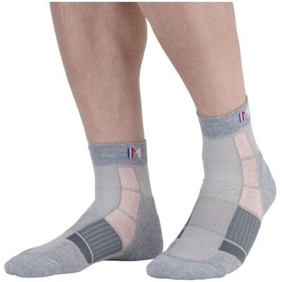 Chaussettes de randonnée MONNET MID AIR (Rose) 35-36 - Publicité Chaussettes de randonnée MONNET MID AIR (Rose) 35-36 - Publicité