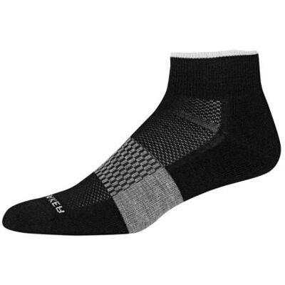 Chaussettes ICEBREAKER Multisport Ultra Light Mini (Black/Snow) Homme 44.5-46.5 - Publicité Chaussettes ICEBREAKER Multisport Ultra Light Mini (Black/Snow) Homme 44.5-46.5 - Publicité