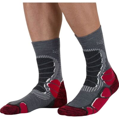 Chaussettes de randonnée MONNET TREK LIGHT (Rouge) 45-46 - Publicité Chaussettes de randonnée MONNET TREK LIGHT (Rouge) 45-46 - Publicité