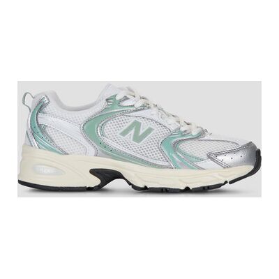 Baskets basses New Balance 530 Argenté - Publicité Baskets basses New Balance 530 Argenté - Publicité