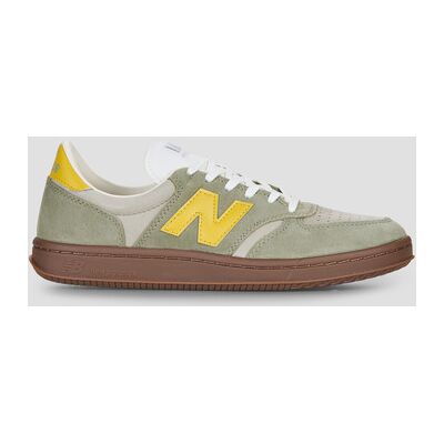 Baskets basses New Balance CT500 Vert - Publicité Baskets basses New Balance CT500 Vert - Publicité