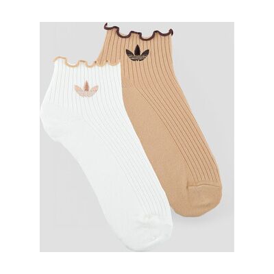 Chaussettes adidas RUFFLE QUARTER SOCKS Multicolore - Publicité Chaussettes adidas RUFFLE QUARTER SOCKS Multicolore - Publicité