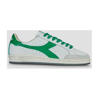 Baskets basses Diadora Prestige Used Blanc - Publicité Baskets basses Diadora Prestige Used Blanc - Publicité