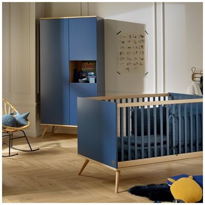 Sauthon Armoire 3 portes 1 niche version Bleu nuit Boréale - Publicité Sauthon Armoire 3 portes 1 niche version Bleu nuit Boréale - Publicité