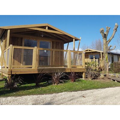 SBX Escapade de 3 jours en cabane lodge et bouteille de vin offerte, près de La Rochelle - Publicité SBX Escapade de 3 jours en cabane lodge et bouteille de vin offerte, près de La Rochelle - Publicité
