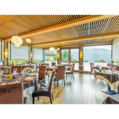 SBX Séjour romantique et gourmand dans un hôtel 4* dans les Alpes - Publicité SBX Séjour romantique et gourmand dans un hôtel 4* dans les Alpes - Publicité