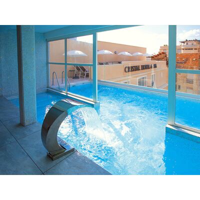 SBX Séjour de 2 jours en hôtel 4* à Cannes avec journée au spa - Publicité SBX Séjour de 2 jours en hôtel 4* à Cannes avec journée au spa - Publicité