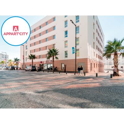 SBX Séjour de 3 jours en famille dans un appartement au bord de la Méditerranée - Publicité SBX Séjour de 3 jours en famille dans un appartement au bord de la Méditerranée - Publicité