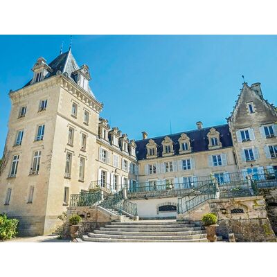 SBX 2 jours avec dîner gourmet et champagne dans un château près de Bourges - Publicité SBX 2 jours avec dîner gourmet et champagne dans un château près de Bourges - Publicité