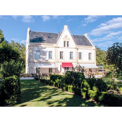 SBX Séjour en famille de 3 jours en Dordogne dans un manoir 4* - Publicité SBX Séjour en famille de 3 jours en Dordogne dans un manoir 4* - Publicité