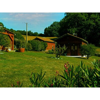 SBX 5 jours dans un chalet avec cocktail près de Montauban - Publicité SBX 5 jours dans un chalet avec cocktail près de Montauban - Publicité