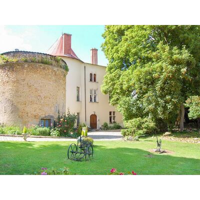 SBX Escapade de 3 jours dans un château avec accès à l'espace détente entre Metz et Nancy - Publicité SBX Escapade de 3 jours dans un château avec accès à l'espace détente entre Metz et Nancy - Publicité
