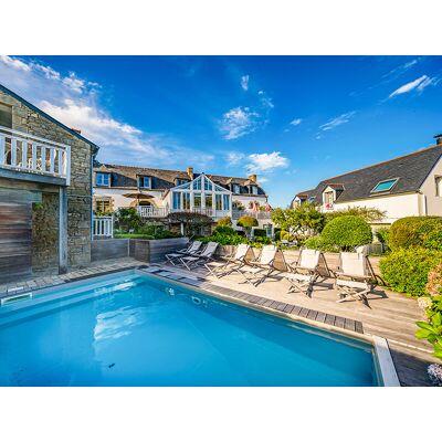 SBX Escapade à La Trinité-sur-Mer en hôtel 4* avec demi-bouteille de champagne et soin d'1h - Publicité SBX Escapade à La Trinité-sur-Mer en hôtel 4* avec demi-bouteille de champagne et soin d'1h - Publicité