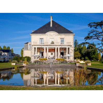 SBX 3 jours avec dîner et accès bien-être dans un manoir près de Poitiers - Publicité SBX 3 jours avec dîner et accès bien-être dans un manoir près de Poitiers - Publicité